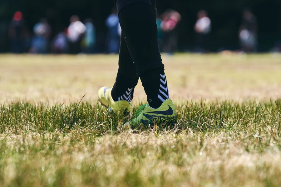 Can You Use Baseball Cleats for Football? Rules and Safety Guide